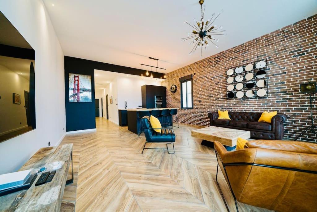 Appartement D'Exception En Centre Ville Sur Quai Сет Экстерьер фото
