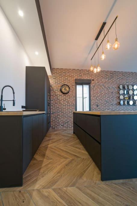 Appartement D'Exception En Centre Ville Sur Quai Сет Экстерьер фото