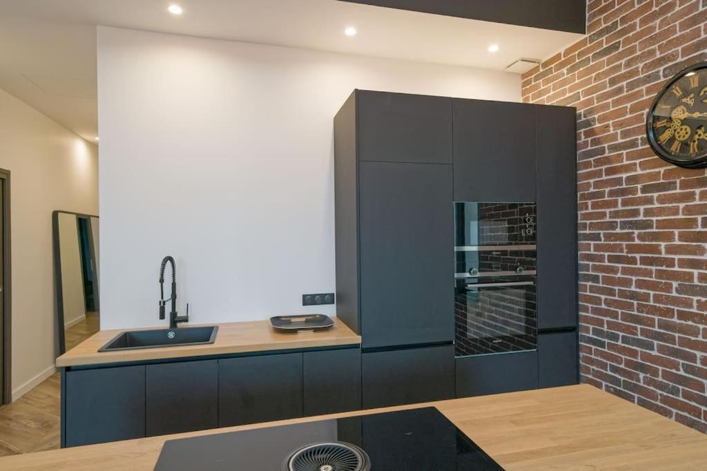 Appartement D'Exception En Centre Ville Sur Quai Сет Экстерьер фото