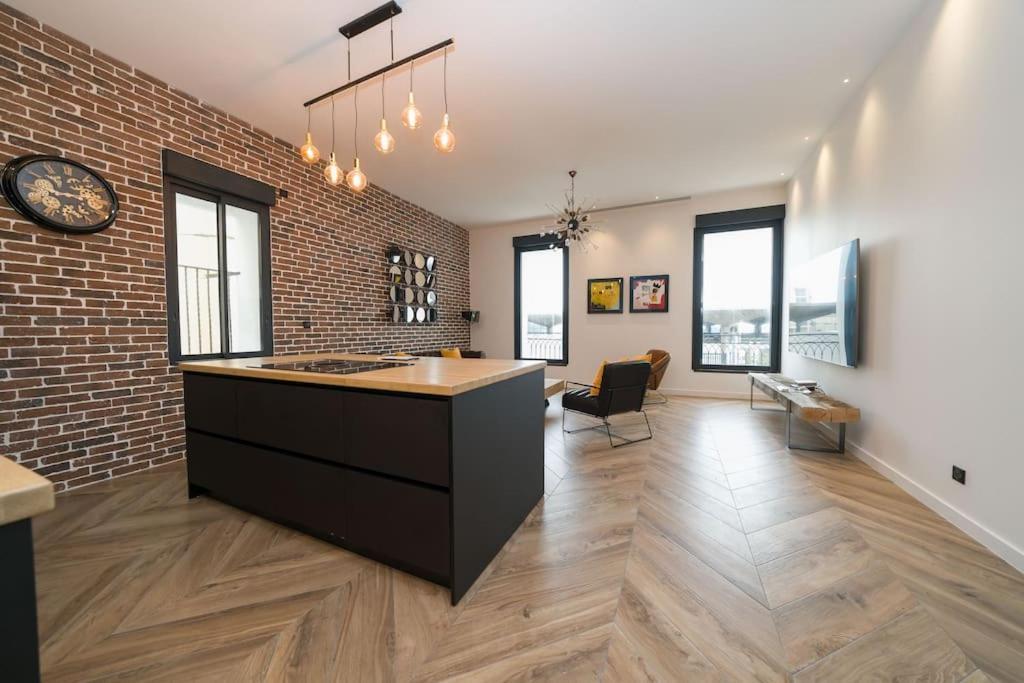 Appartement D'Exception En Centre Ville Sur Quai Сет Экстерьер фото