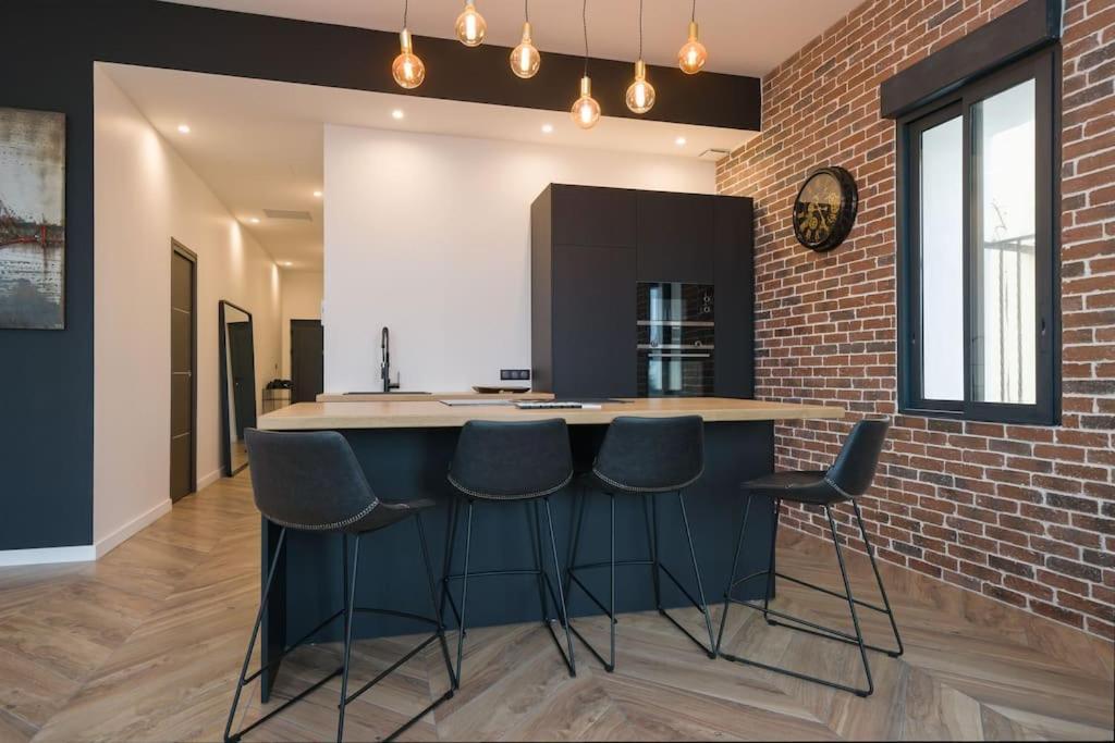 Appartement D'Exception En Centre Ville Sur Quai Сет Экстерьер фото